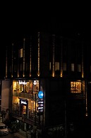 Pondy Heights - Suites and Studios