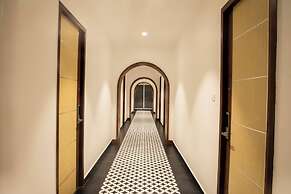 Pondy Heights - Suites and Studios