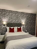 Chequers Lodge