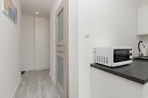Studio for 4 Guests Gdynia by Renters