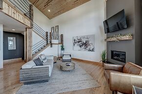 Missing Link Chalet at Terry Peak