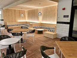 Motif on Nashville's Music Row