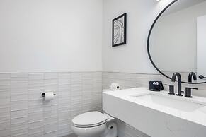 Motif on Nashville's Music Row