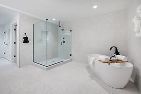 Motif on Nashville's Music Row