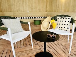 Motif on Nashville's Music Row