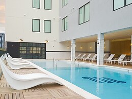 Motif on Nashville's Music Row