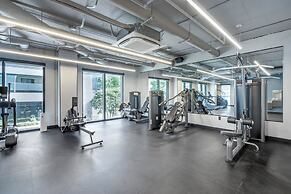 Motif on Nashville's Music Row