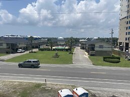 Gulf Village 201 1 Bedroom Condo by RedAwning