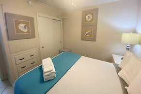 Gulf Village 201 1 Bedroom Condo by RedAwning