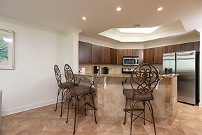 Phoenix West Ii 1817 4 Bedroom Condo by Redawning