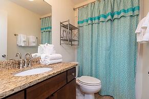 Phoenix West Ii 1817 4 Bedroom Condo by Redawning