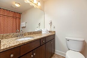 Phoenix West Ii 1817 4 Bedroom Condo by Redawning