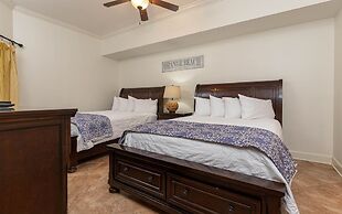 Phoenix West Ii 1817 4 Bedroom Condo by Redawning