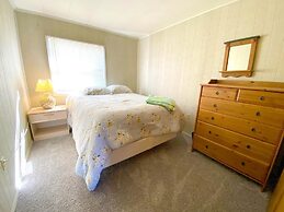 Gullway Townhouse 2823 3 Bedroom Townhouse by RedAwning