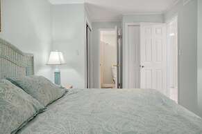 Thunder Island 139d 2 Bedroom Condo by RedAwning