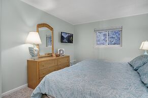 Thunder Island 139d 2 Bedroom Condo by RedAwning