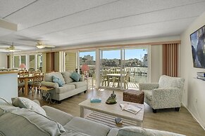 Thunder Island 139d 2 Bedroom Condo by RedAwning