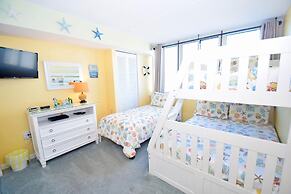 Quay 903 2 Bedroom Condo by Redawning