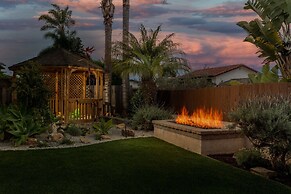 Margaret 5 Bedroom Home by RedAwning