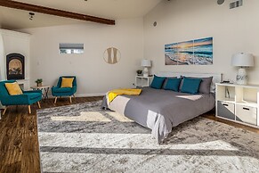 Margaret 5 Bedroom Home by RedAwning