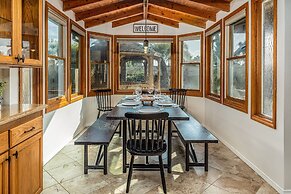 Margaret 5 Bedroom Home by RedAwning