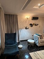 Lovely nb 3-bed House in Opebi