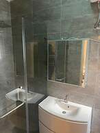 Lovely nb 3-bed House in Opebi