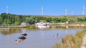 The Rose 37ft Lakeside Yacht inc Hot Tub