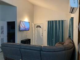 Immaculate 2-bed House in Discovery Bay