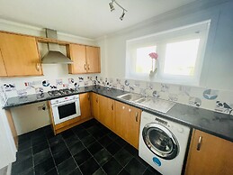 Elmbank Avenue House