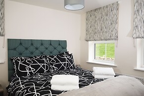 Peak District New Modern Cottage in Buxton