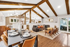 GLOBALSTAY Luxury Chalet Sharon HOT TUB