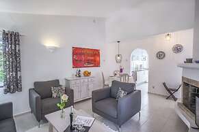Elegant two Bedroom Apartment