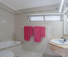 Elegant two Bedroom Apartment