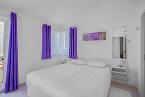 Elegant two Bedroom Apartment