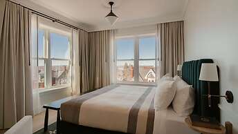 Longfellow Hotel
