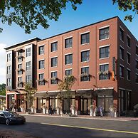 Longfellow Hotel