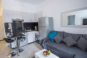 Last Minute Impeccable 2-bed Apartment