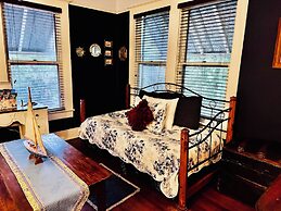 Grady House Bed & Breakfast