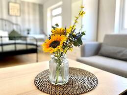 Lovely 2-bed Tree-hole in Northolt Southharrow