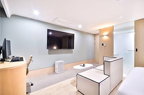 Brown Dot Hotel Yeongdo Daegyo