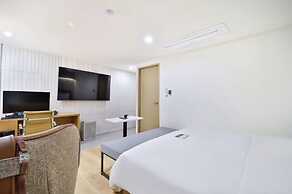 Brown Dot Hotel Yeongdo Daegyo