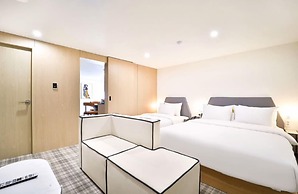 Brown Dot Hotel Yeongdo Daegyo