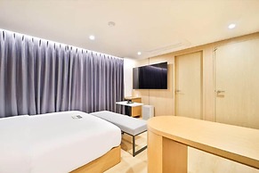 Brown Dot Hotel Yeongdo Daegyo