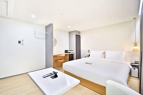 Brown Dot Hotel Yeongdo Daegyo