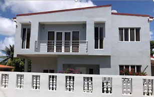 Stunning 3-bed Apartment in Rodney Bay