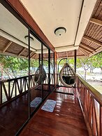 La Tranquilidad Beach Resort