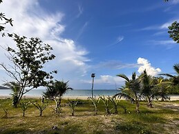 La Tranquilidad Beach Resort