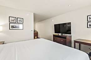 Cobblestone Hotel & Suites - Cullman