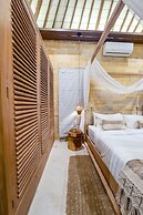 Nyaman Villas by EVDEkimi